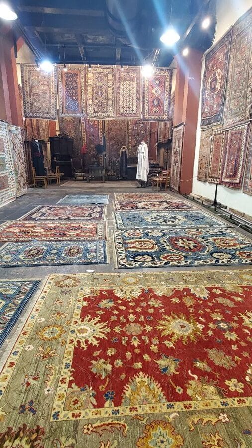 visiter erevan_megerian carpet2