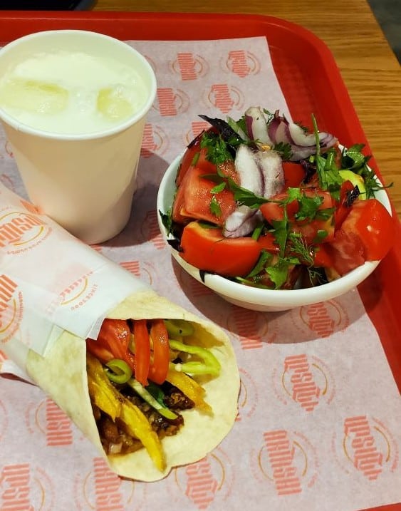 artashi mot erevan sandwich shawarma